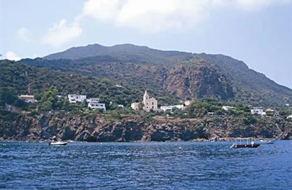 Na otoku Lipari so se zatresla tla 