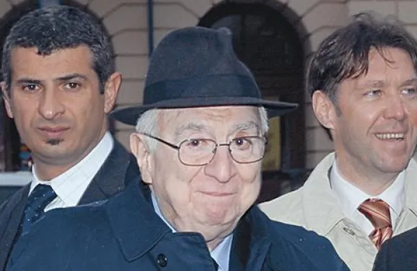Cossiga je preživel burno politično kariero
