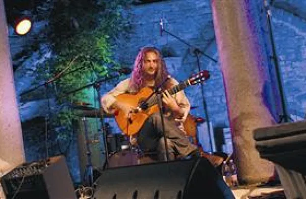 Za konec leto&scaron;njega JEFF-a je Ca&ntilde;a prinesla flamenko