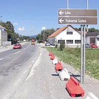 V Postojni nove usmerjevalne table
