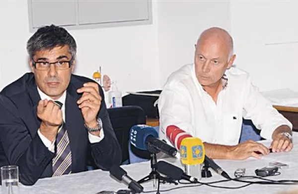 Minister Dorjan Marušič in direktor bolnišnice Jani Dernič