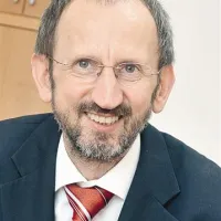 Laže je pretrpeti partnerjevo  smrt kot skok čez plot