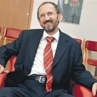 Laže je pretrpeti partnerjevo  smrt kot skok čez plot
