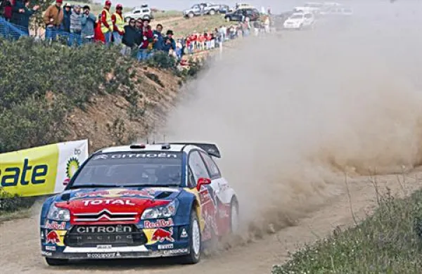 Šestkratni svetovni prvak Francoz Sebastien Loeb (Citroen C4) je danes že osmič dobil reli po Nemčiji.