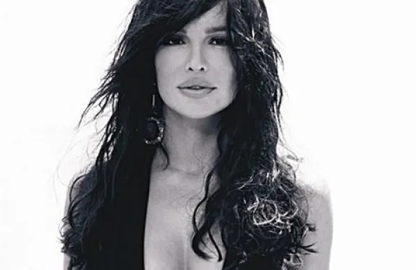 Severina z novim