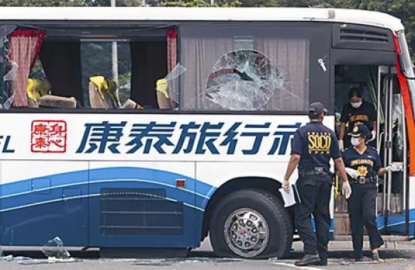 V napadu je bilo ubitih osem turistov iz Hong Konga
