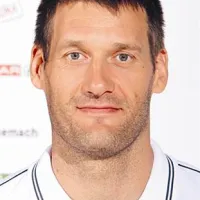 Goran Jagodnik, 23.5.1974,   Olimpija, 201 cm, 110 kg, krilo 