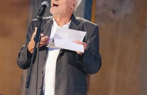 Festival Sanje v Medani je prvi večer v sredi&scaron;če postavil slovensko poezijo