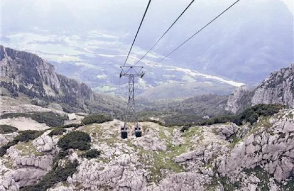 Pod Kaninom se je smrtno ponesrečil planinec