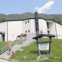 Srce Rezije je kulturni dom Rozajanski dum na Ravenci, ki je bil zgrajen po potresu (leta 1976) s pomočjo denarja iz Slovenije 
