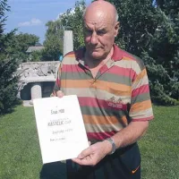 S svojim delom si je Ciril Kastelic prislužil priznanje udarnika, na kar je tudi danes še posebej ponosen