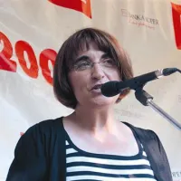 Obrambna ministrica Ljubica Jelušič na srečanju brigadirjev v Brkinih