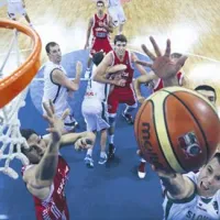 Slovenski ko&scaron;arkarji nadigrali Hrvate