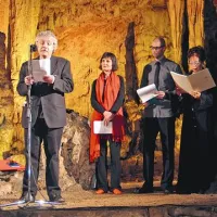 2005: podelitev nagrade  Karlu-Markusu Gaussu in Ilmi Rakusi