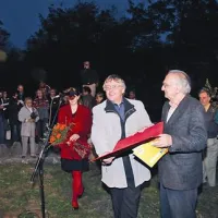 2006: podelitev nagrade, predsednik društva Vlado Žabot in nagrajenec Miodrag Pavlović