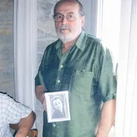 Silvio Ghirardi s fotografijo antifašistke Zore Perello