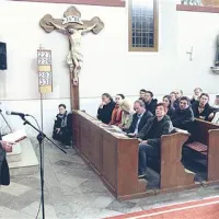 Branje v cerkvi v Lokvi na Krasu, nemški pisatelj Joachim Sartorius 