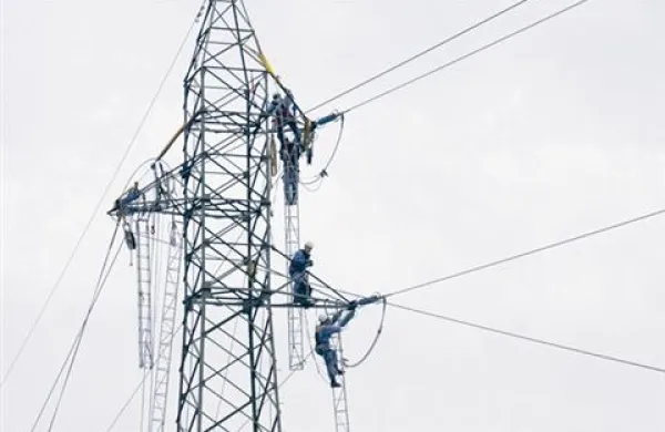 Elektro Primorska:  od enega centa do 230 evrov preplačane elektrike