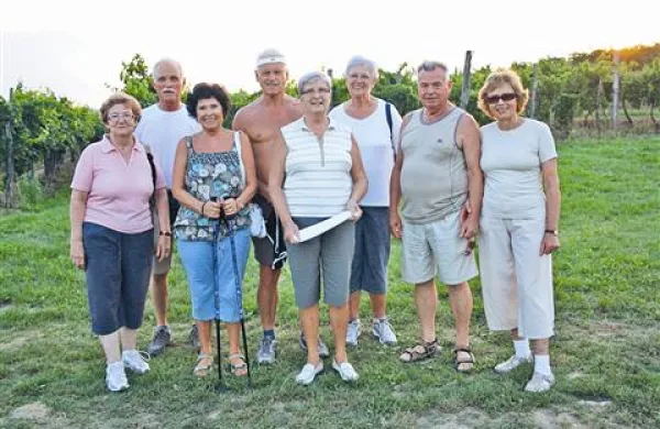 Srečanje med vinogradi