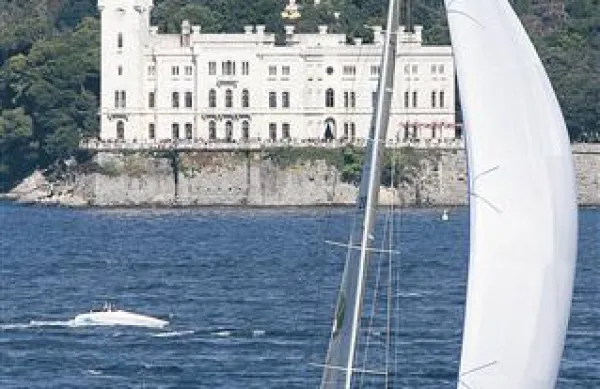Lani je  Maxi Jena pred Miramarom po sedmih zaporednih drugih mestih  naposled le opravila z vso konkurenco
