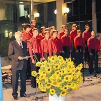 Slovesni govornik je bil nekdanji generalni konzul Slovenije v Trstu Jože Šušmelj.