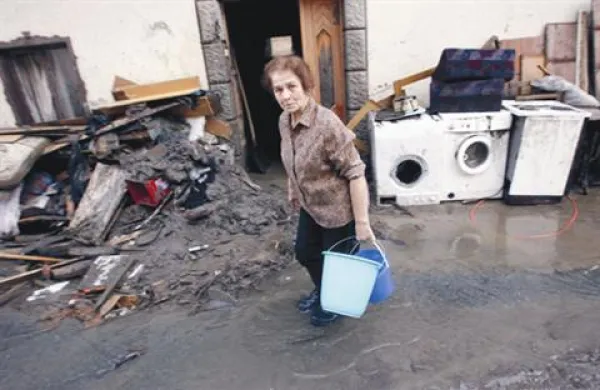 Meteorolog Brane Gregorčič ne izključuje, da lahko ta konec tedna pride od poplav, kakšnim smo bili priča leta 2007 v Železnikih