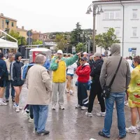 Tekmovalci v Miljah so potrpežljivo čakali na start, ki je zamujal 