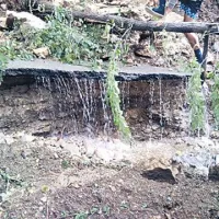 Plaz je uničil daljnovod in ogrozil vodooskrbo