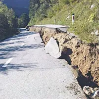 Plaz je uničil daljnovod in ogrozil vodooskrbo