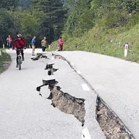 Plaz je uničil daljnovod in ogrozil vodooskrbo