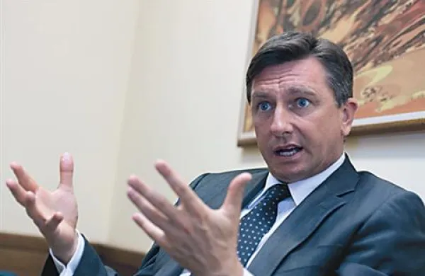  Premier Pahor  se bo v Slovenijo vrnil predvidoma v soboto, po govoru v Generalni skupščini  Združenih narodov 