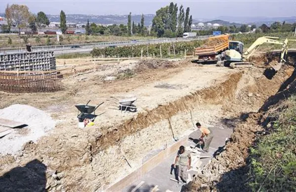Do konca oktobra bodo na novem delu pokopališča v Škocjanu uredili 82 klasičnih in 30 žarnih grobov