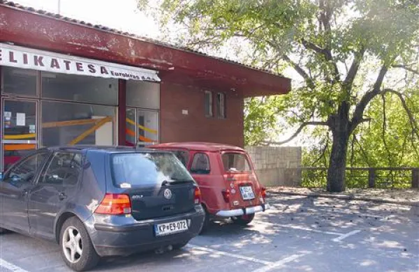V nekdanji Mipoovi mesnici bo Danijela Brumat uredila okrepčevalnico