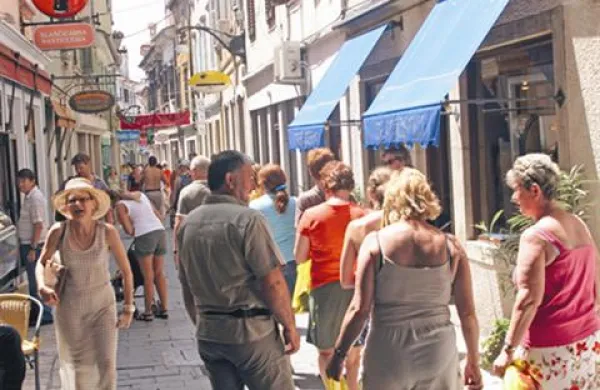 Čevljarska ulica se bo preimenovala v Rue des cordonniers