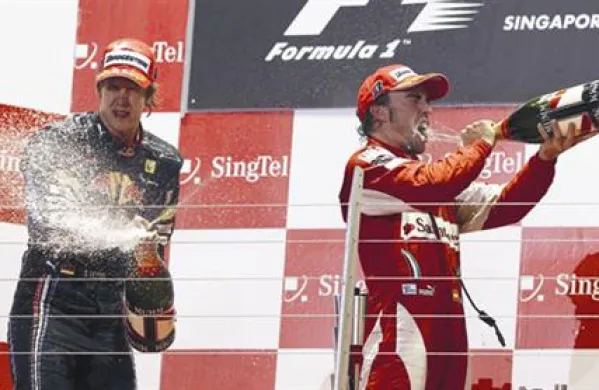 Alonso zmagal v Singapurju