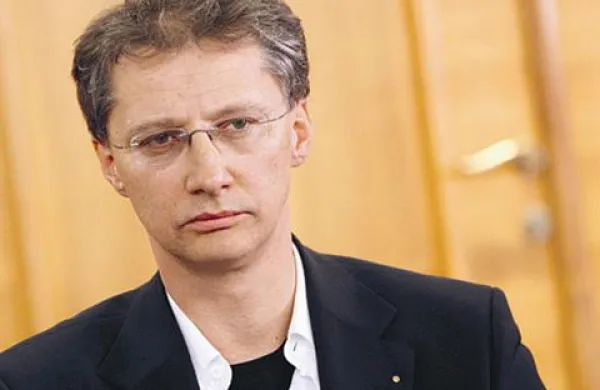 Zimske počitnice v osnovnih in srednjih šolah naj bi se pričele tretji ponedeljek v februarju 