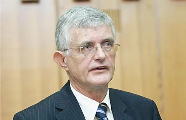 Predsednik DZ Pavel Gantar bi na Prijateljevem nestu iz moralnih razlogov sam odstopil s funkcije poslanca.