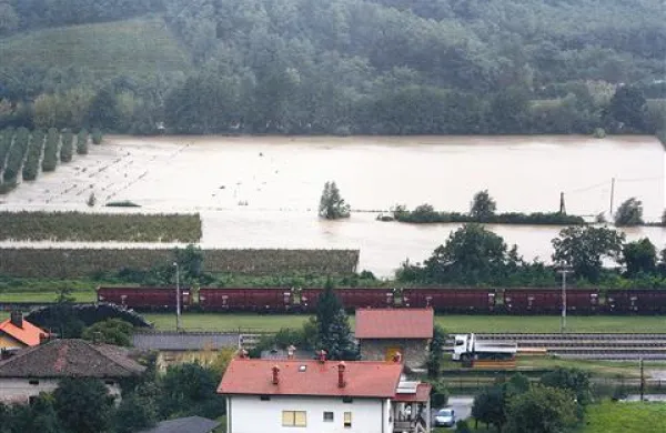 Popisujejo tudi  &scaron;kodo v kmetijstvu - časa  je dva tedna