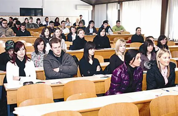 Fakulteta za management Koper ima še nekaj prostih mest