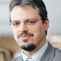 Robert Smrdelj