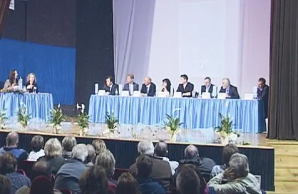 Bistriški kandidati so v  Dom na Vidmu privabili zelo veliko poslušalcev