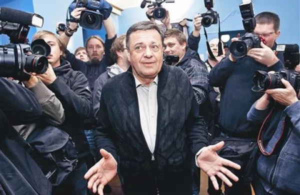 Zoran Jankovič je prepričljivo opravil z dvanajstimi tekmeci