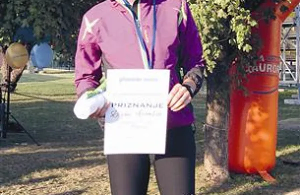 Dijana Ravnikar je tudi tekla in zmagala med ženskami