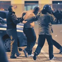 Po sedmih minutah prekinili tekmo