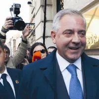 Ivo Sanader je včeraj moral pričati pred preiskovalno komisijo sabora