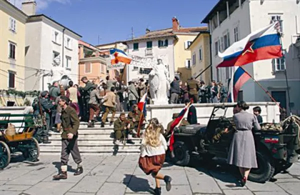 Piran je film z nekaj kadri prenesel v neke druge, pozabljene čase