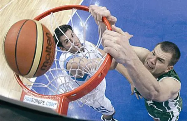 Uroš Slokar se seli v španski klub Assignie Manrese