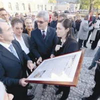 ... s faksimilom naslovnice prve številke časopisa Nova Gorica