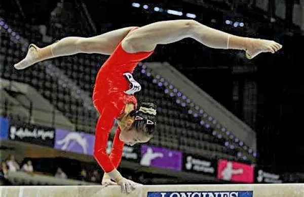 Po prvih dveh skupinah so prepričljivo v vodstvu olimpijske prvakinje Kitajke.