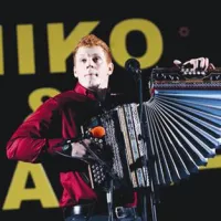Niko Poles v akciji